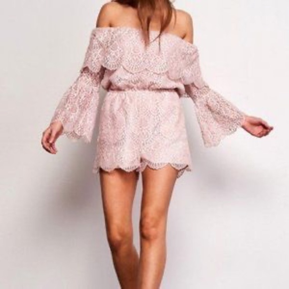 BB Dakota Off the Shoulder Lace Romper in Mauve